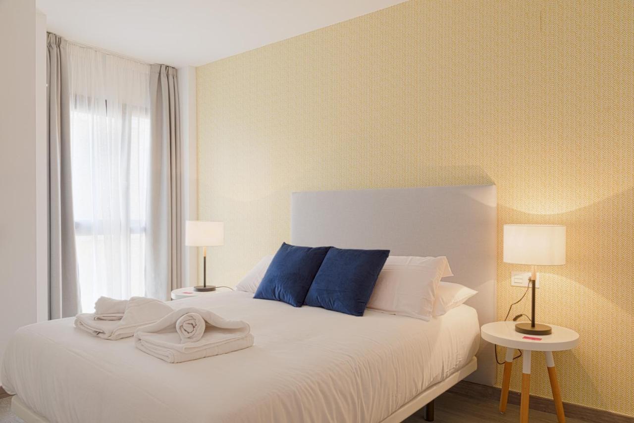 מאלגה Caleta Homes - Ancha Del Carmen מראה חיצוני תמונה