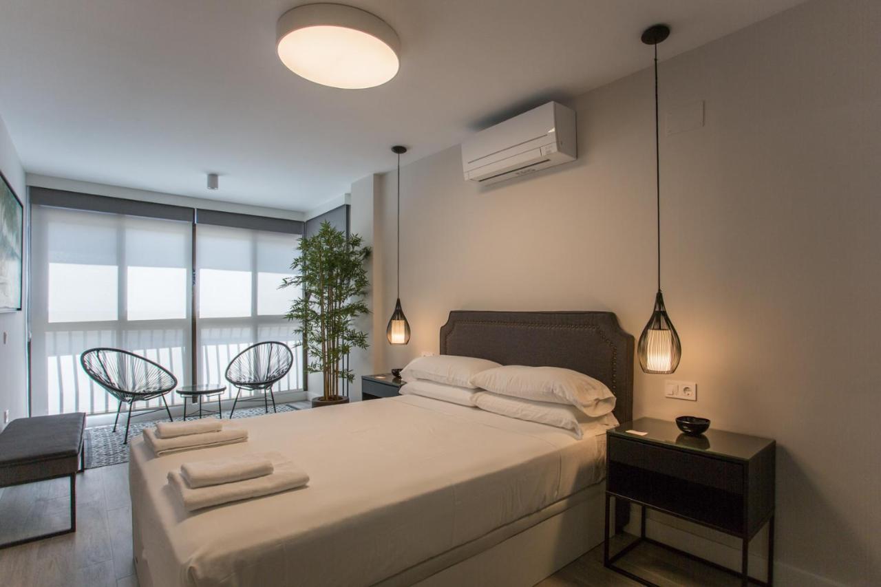 מאלגה Caleta Homes - Ancha Del Carmen מראה חיצוני תמונה